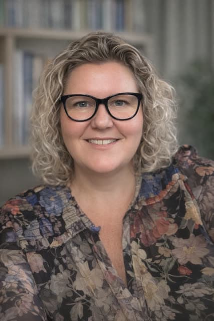 Melanie Sheehan - Couple and Family Psychologist Specialist Canberra